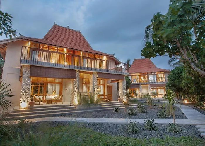 Amrani Diamond & Pool Villa *