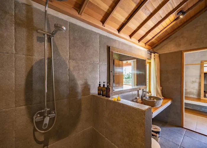 Amrani Diamond & Pool Villa Tanglad